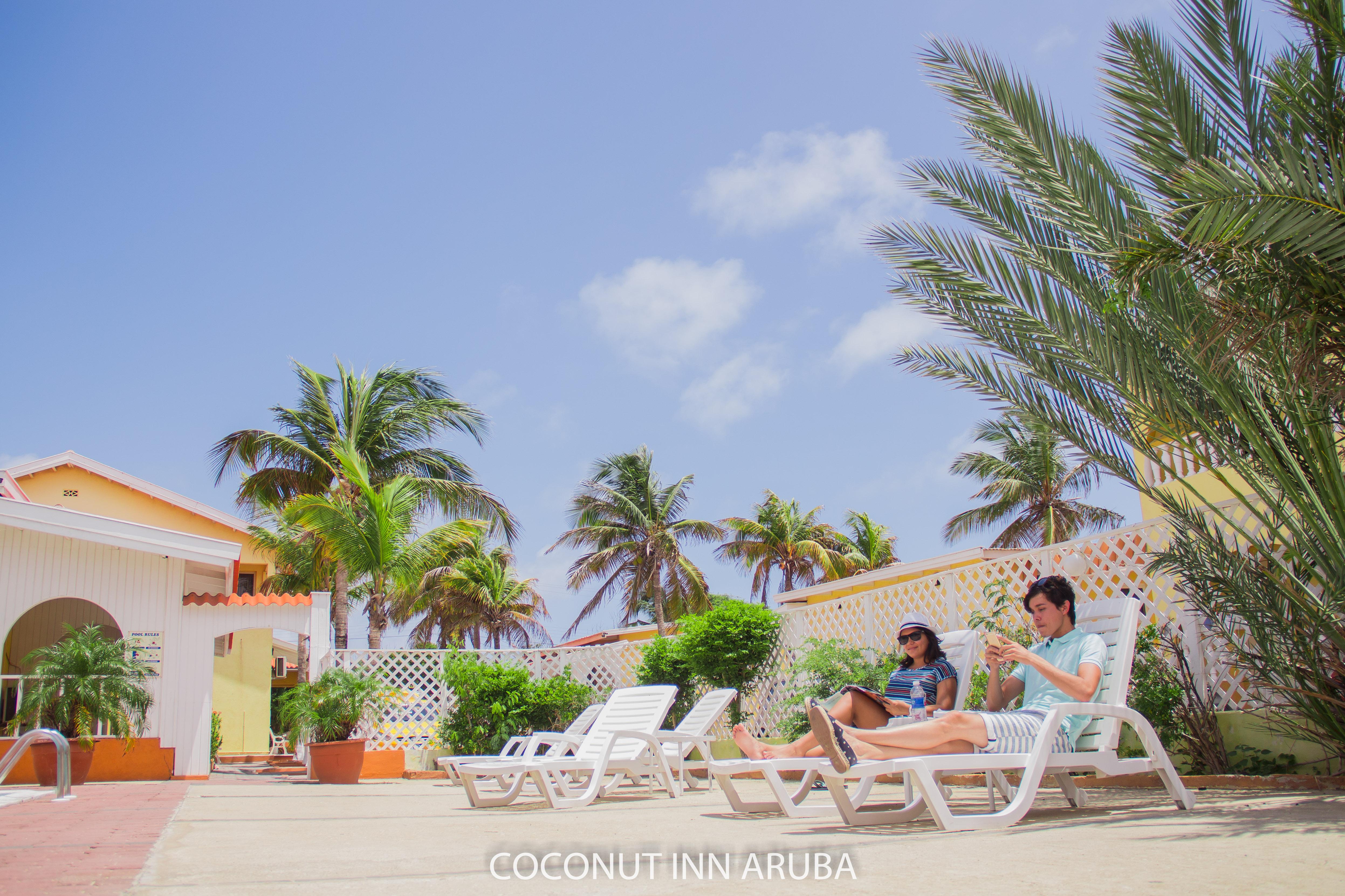 Coconut Inn Palm Beach Exterior photo